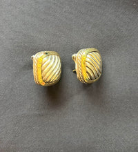 Load image into Gallery viewer, David Yurman 18K Gold and Silver Earrings