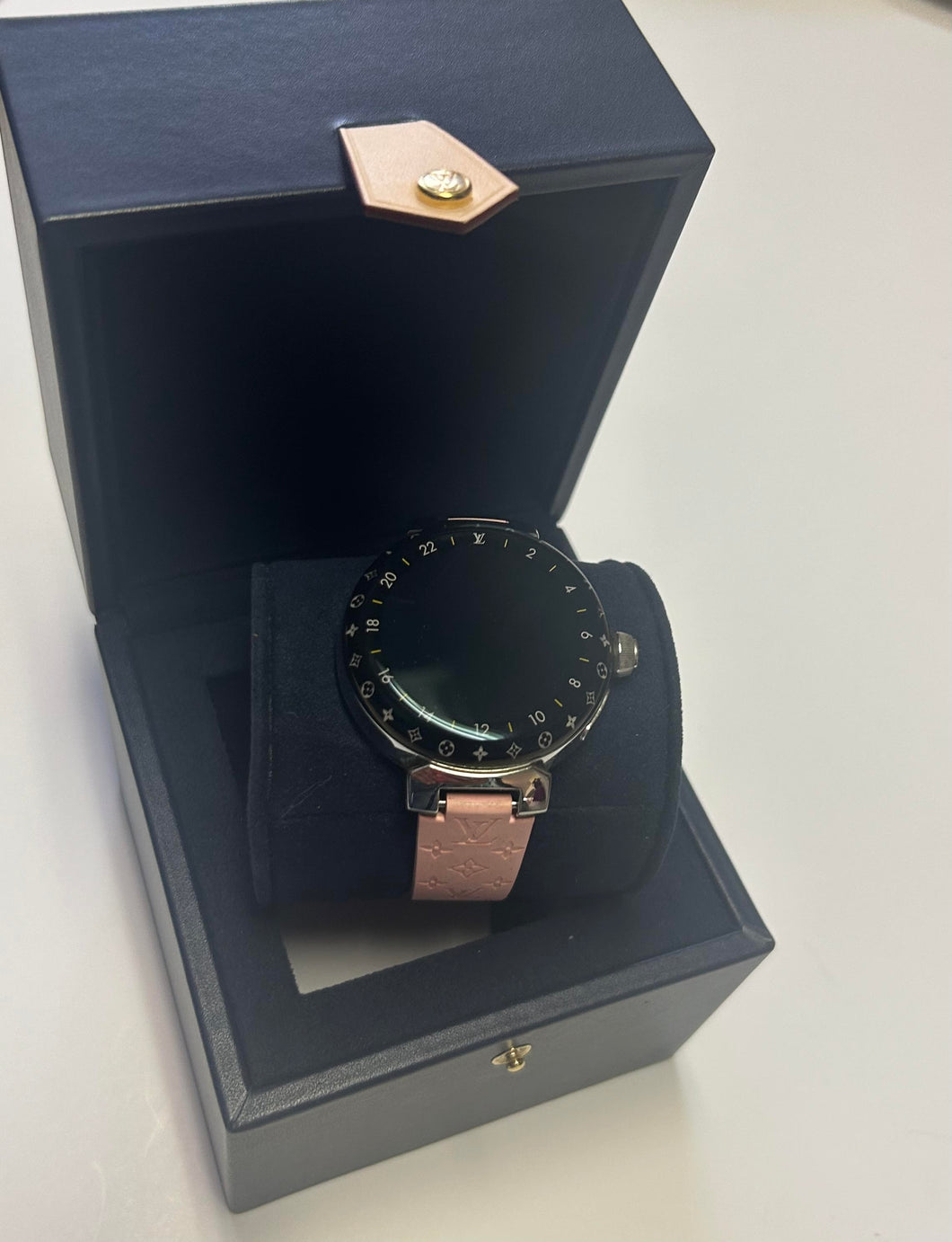 Louis Vuitton Smart Watch 2 Band & Kit Pink & White & Accessories